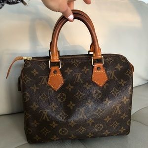 💯Authentic Louis Vuitton Speedy 25 vintage